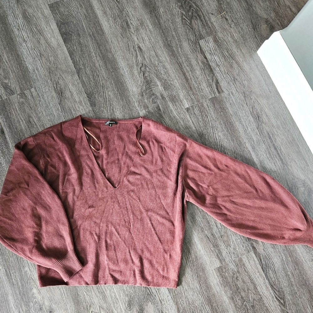 Balloon Sleeve V Neck Cropped Sweater